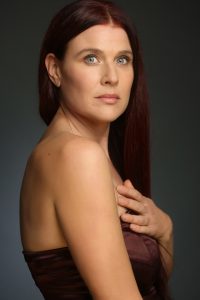 Veronica Bagdasarian, actriz, presentadora, reportera, representante Marco Gadei